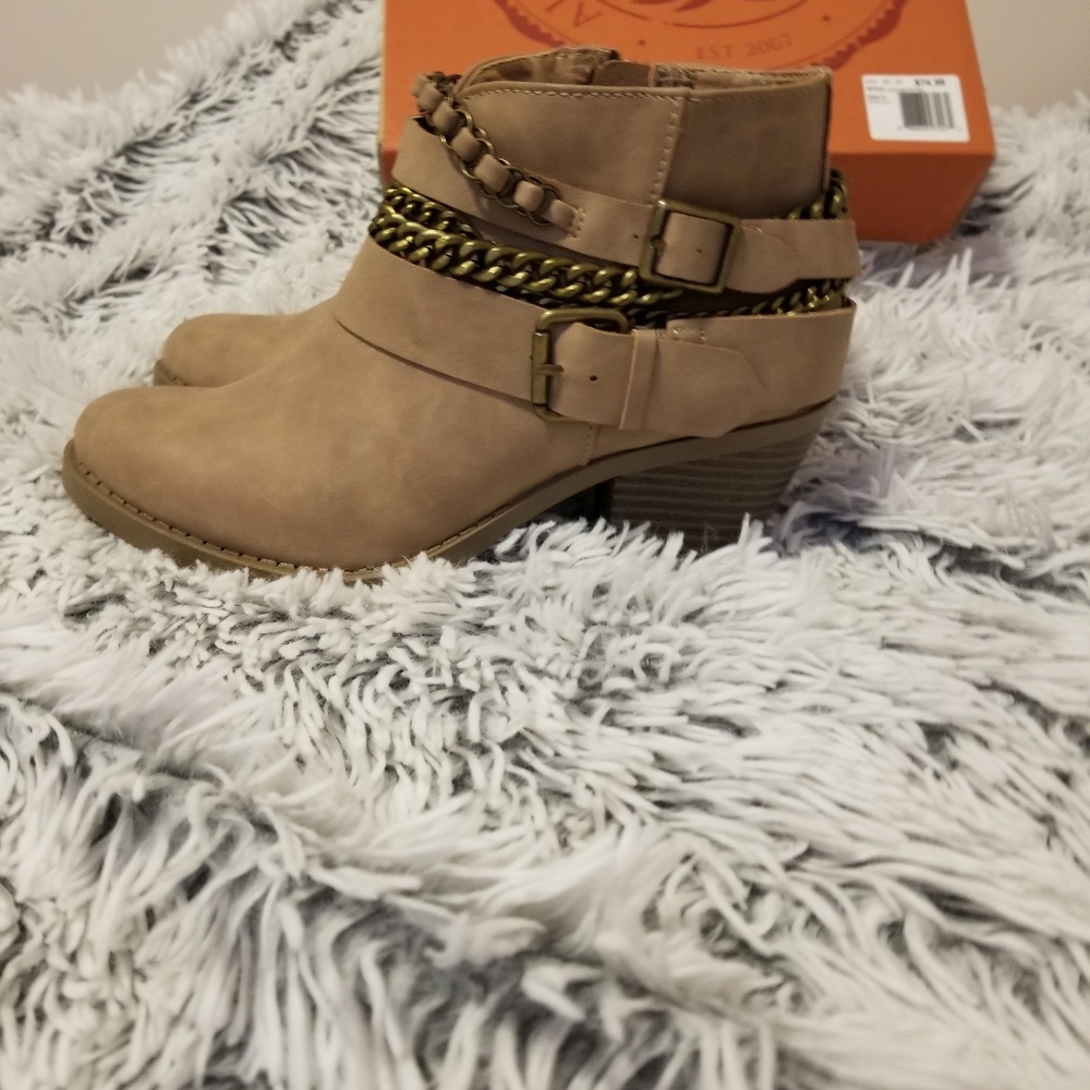 Booties - Picture 2 of 5